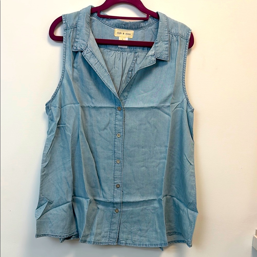 NWT Cloth & Stone Sleeveless Button-Up Top, L